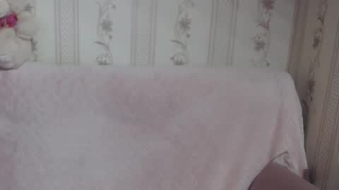 say meow and send tip  online show from February 2026 07:56:01 AM