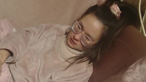 say meow and send tip  online show from March 2026 05:31:02 PM