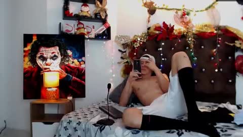 Snapshot of flowers109 chatting on December 2024 12:50:01 AM flowers109 online show from December 2024 12:50:01 AM