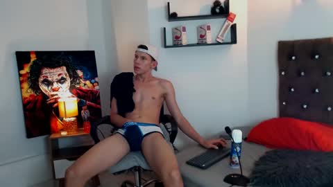 Snapshot of flowers109 chatting on January 2025 01:21:02 AM flowers109 online show from January 2025 01:21:02 AM