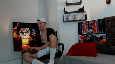 Snapshot of flowers109 chatting on January 2025 11:22:01 PM flowers109 online show from January 2025 11:22:01 PM