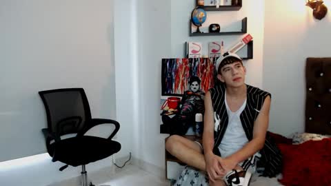 Snapshot of flowers109 chatting on March 2025 09:15:02 PM flowers109 online show from March 2025 09:15:02 PM