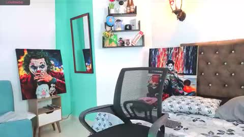 Snapshot of flowers109 chatting on October 2025 10:18:02 PM flowers109 online show from October 2025 10:18:02 PM