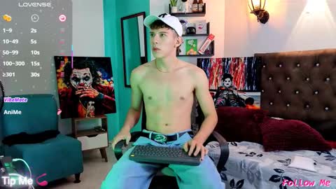 Snapshot of flowers109 chatting on November 2025 01:49:01 AM flowers109 online show from November 2025 01:49:01 AM