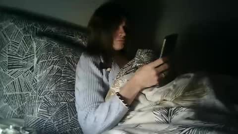 Emmy online show from December 2024 04:19:01 AM