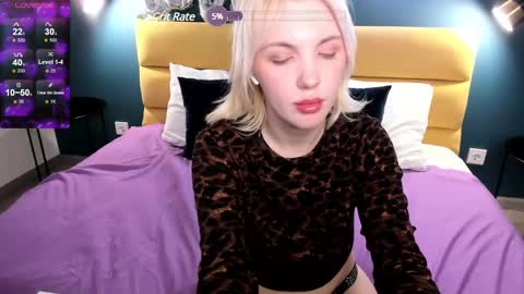 Snapshot of fluffy_monica chatting on March 2025 07:04:02 AM Monica online show from March 2025 07:04:02 AM