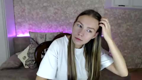 Snapshot of fofhcf chatting on November 2025 11:39:02 PM Molli Ready for any play with you. Hottest show in pvt Help a student earn big tokens online show from November 2025 11:39:02 PM