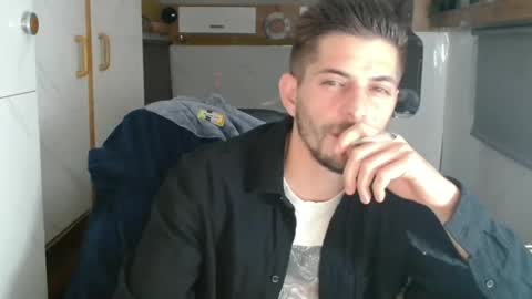 Snapshot of followknight chatting on November 2025 05:00:01 PM independent model online show from November 2025 05:00:01 PM