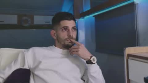 Snapshot of followknight chatting on November 2025 07:18:01 PM independent model online show from November 2025 07:18:01 PM