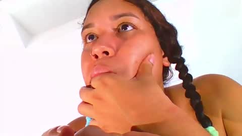 Snapshot of forbidden_games__ chatting on December 2024 04:07:02 AM emely and felix online show from December 2024 04:07:02 AM