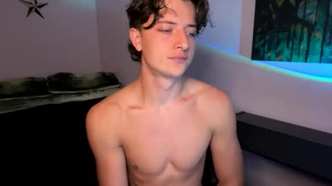 Snapshot of foresthunt chatting on February 2026 09:11:02 PM foresthunt online show from February 2026 09:11:02 PM