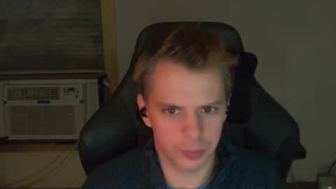 Snapshot of forever_broken chatting on November 2025 06:44:01 AM forever_broken online show from November 2025 06:44:01 AM