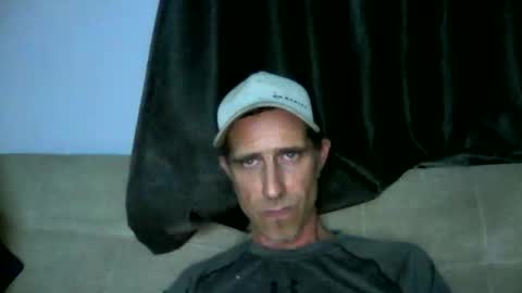 fouraide42 online show from May 2026 04:10:02 AM