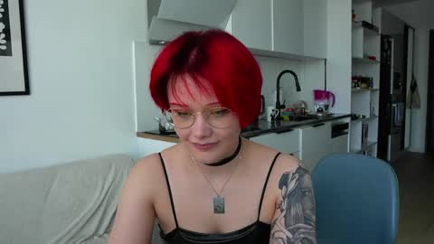 Snapshot of fox_and_dog chatting on May 2026 09:48:02 AM Senya subscribe to telegram channel online show from May 2026 09:48:02 AM