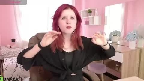 Snapshot of fox_cutee chatting on June 2026 02:25:02 AM Fox online show from June 2026 02:25:02 AM