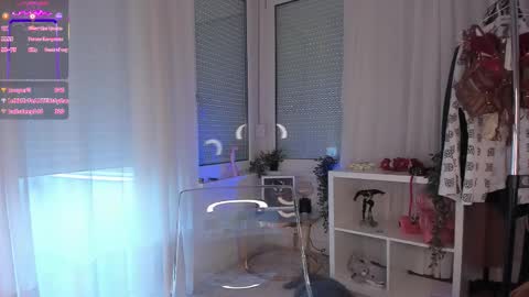 Snapshot of foxe_sailey chatting on October 2025 07:41:01 AM Fox love you online show from October 2025 07:41:01 AM