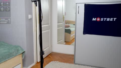 CUSTOM PHOTOS AND VIDEOS -  online show from December 2024 06:31:01 PM