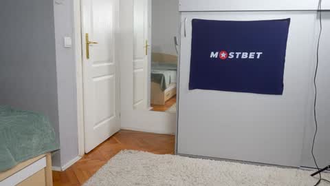 CUSTOM PHOTOS AND VIDEOS -  online show from January 2025 02:14:01 PM