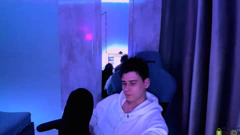 Snapshot of foxicfu chatting on March 2025 03:30:02 PM Foxicfu online show from March 2025 03:30:02 PM