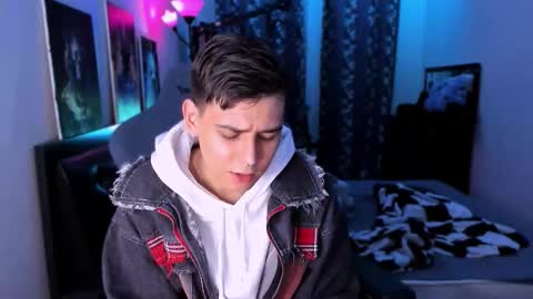 Snapshot of foxicfu chatting on September 2025 02:11:01 PM Foxicfu online show from September 2025 02:11:01 PM