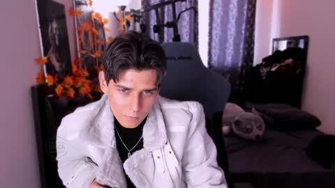 Snapshot of foxicfu chatting on November 2025 09:10:01 AM Foxicfu online show from November 2025 09:10:01 AM