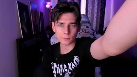 Foxicfu online show from March 2026 11:27:01 AM