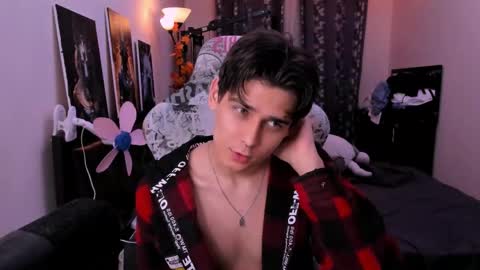 Foxicfu online show from April 2026 03:07:02 PM