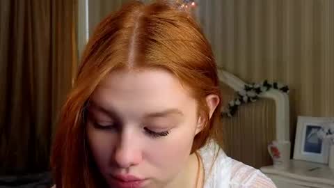 Snapshot of foxxx_tail chatting on June 2026 02:42:01 PM Petra online show from June 2026 02:42:01 PM