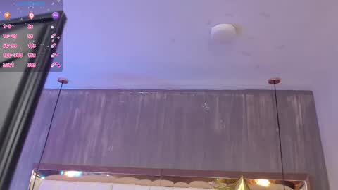 Snapshot of foxxy_dolce chatting on October 2025 11:22:01 AM Foxxy online show from October 2025 11:22:01 AM