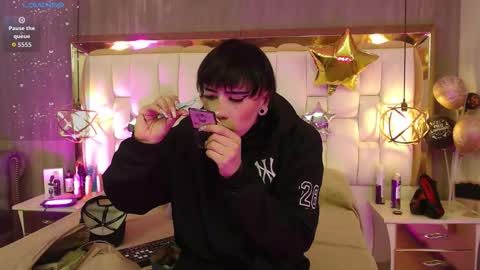 Snapshot of foxxy_dolce chatting on November 2025 11:10:02 AM Foxxy online show from November 2025 11:10:02 AM