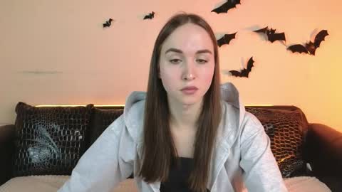 Snapshot of foxxy_girl_ chatting on November 2025 06:12:02 AM andice online show from November 2025 06:12:02 AM