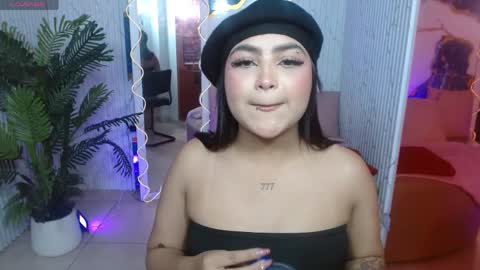 foxy1_tay online show from April 2026 07:58:01 PM