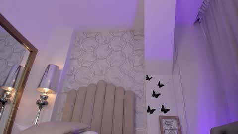 Foxy online show from October 2025 07:55:02 PM