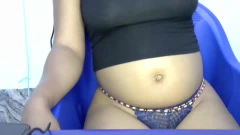 Snapshot of foxy_candy01 chatting on April 2026 07:15:02 AM foxy_candy01 online show from April 2026 07:15:02 AM