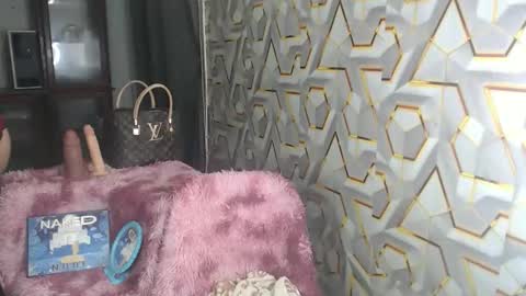 foxy_shantal online show from September 2025 11:51:01 PM