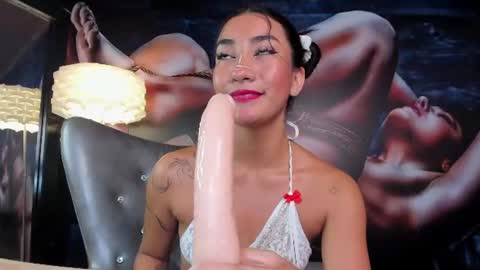 Miss Vilma online show from July 2026 06:10:01 PM