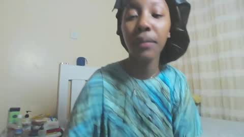 foxyatmidnite online show from July 2026 02:12:01 PM