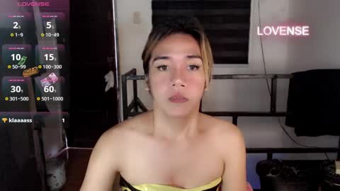 Snapshot of foxyinnocentstar chatting on December 2024 11:24:01 PM jenny online show from December 2024 11:24:01 PM