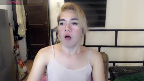 Snapshot of foxyinnocentstar chatting on February 2025 02:33:01 PM jenny online show from February 2025 02:33:01 PM