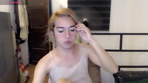 Snapshot of foxyinnocentstar chatting on February 2025 05:39:02 PM jenny online show from February 2025 05:39:02 PM