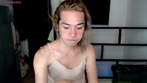 Snapshot of foxyinnocentstar chatting on February 2025 02:13:02 PM jenny online show from February 2025 02:13:02 PM