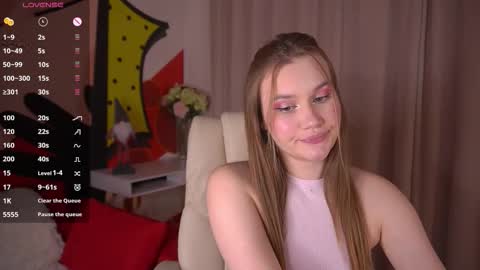 Snapshot of foxyykate chatting on December 2025 09:08:02 PM Kate online show from December 2025 09:08:02 PM