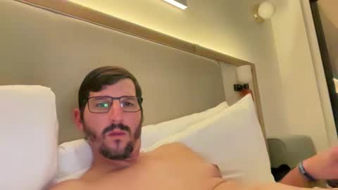 Snapshot of fp004 chatting on October 2025 03:51:02 AM fp004 online show from October 2025 03:51:02 AM