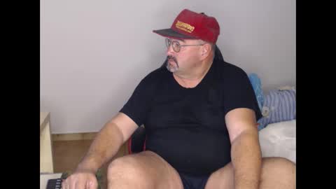 Fraboys online show from November 2025 06:59:02 AM