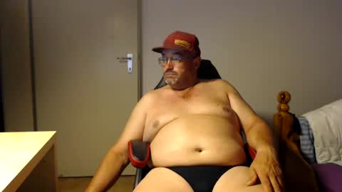 Snapshot of fraboys chatting on July 2026 08:11:02 PM Fraboys online show from July 2026 08:11:02 PM