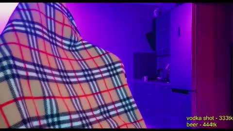 fran_bow online show from October 2025 01:51:01 PM