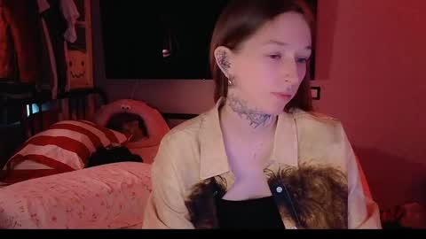 Snapshot of fran_bow chatting on April 2026 01:20:01 PM fran_bow online show from April 2026 01:20:01 PM