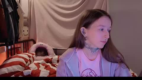 Snapshot of fran_bow chatting on April 2026 03:27:02 PM fran_bow online show from April 2026 03:27:02 PM