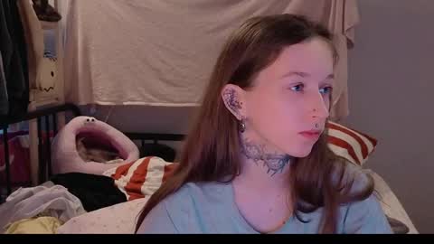 Snapshot of fran_bow chatting on May 2026 03:08:01 PM fran_bow online show from May 2026 03:08:01 PM