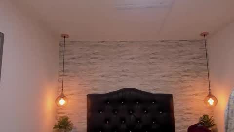          online show from December 2025 02:11:01 PM